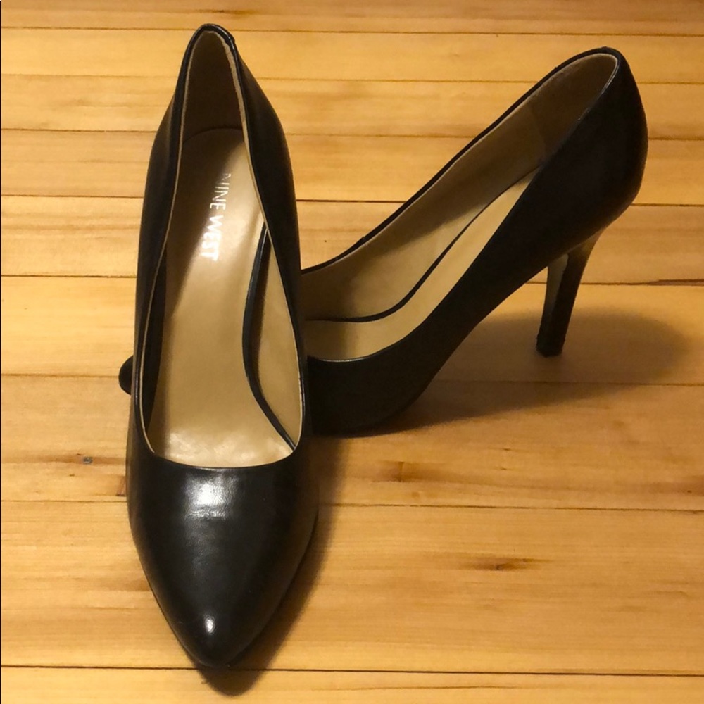 Black heel